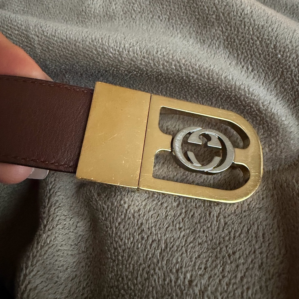 Gucci Black/Brown Leather Reversible Belt with Gold Hardware - Picture 10 of 10